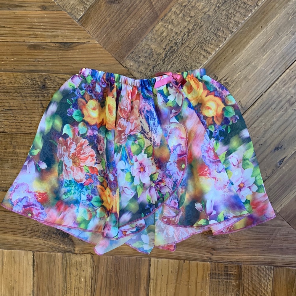 Floral Pull On Skirt Body Wrappers S-M
